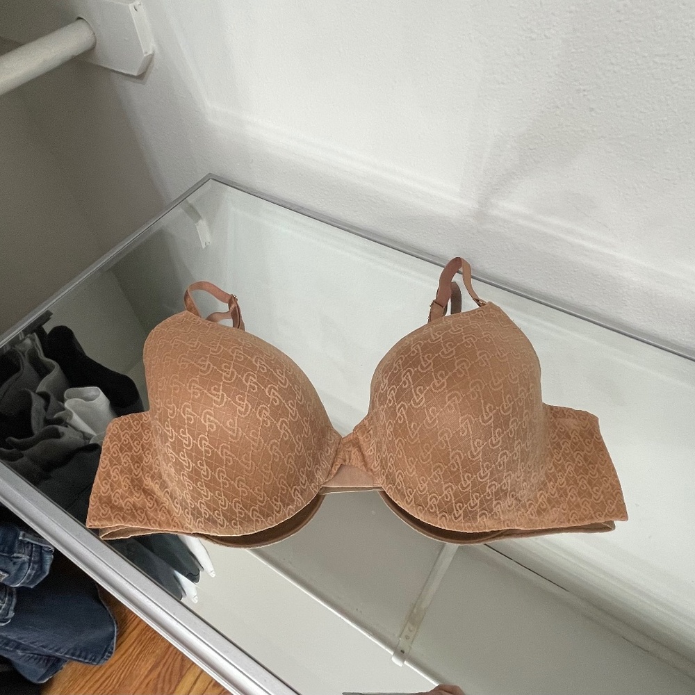 Victoria’s Secret Push Up Bra 42c